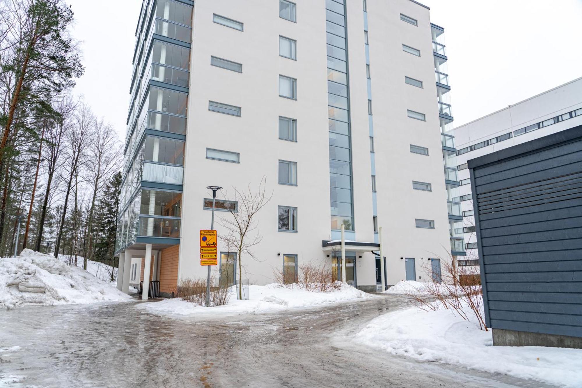 Apartamento Kaksio Helsingissae Hyvien Kulkuyhteyksien Varrella Helsinki Exterior foto