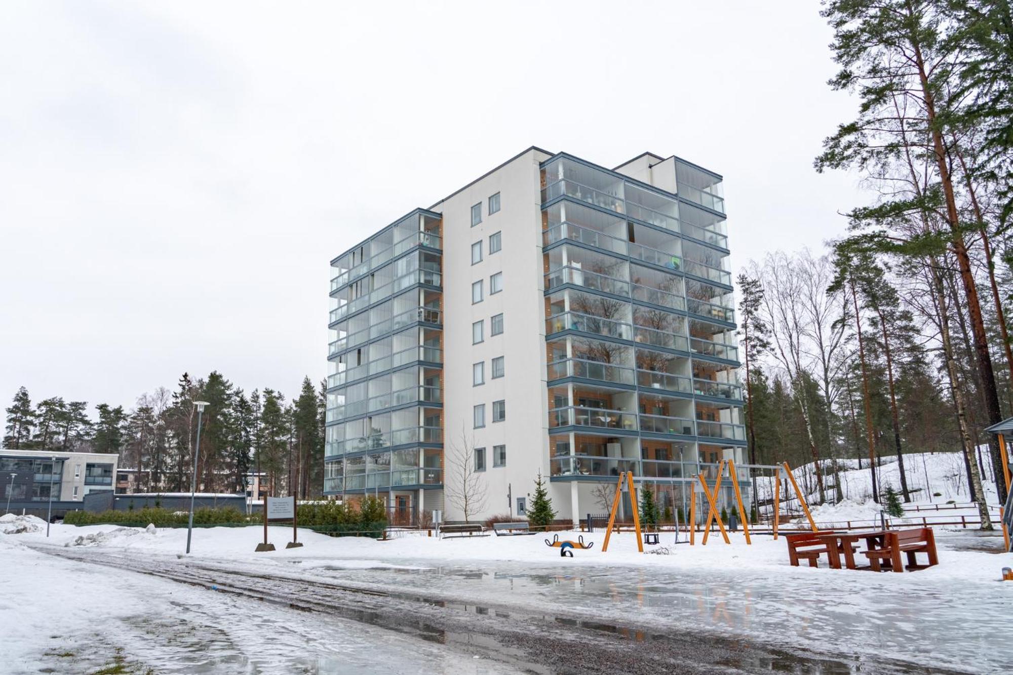 Apartamento Kaksio Helsingissae Hyvien Kulkuyhteyksien Varrella Helsinki Exterior foto