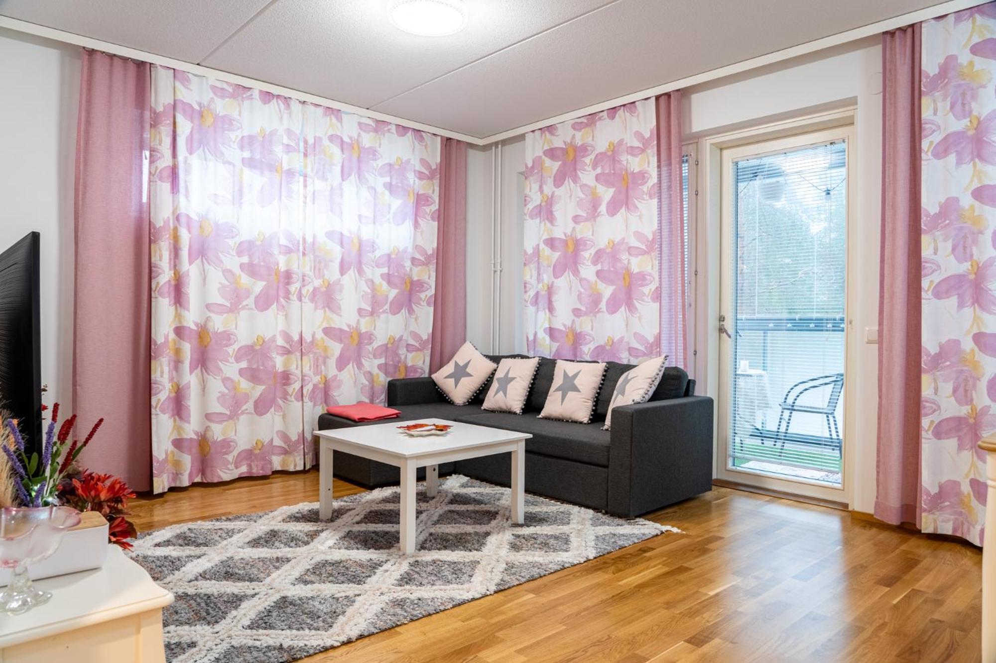 Apartamento Kaksio Helsingissae Hyvien Kulkuyhteyksien Varrella Helsinki Exterior foto